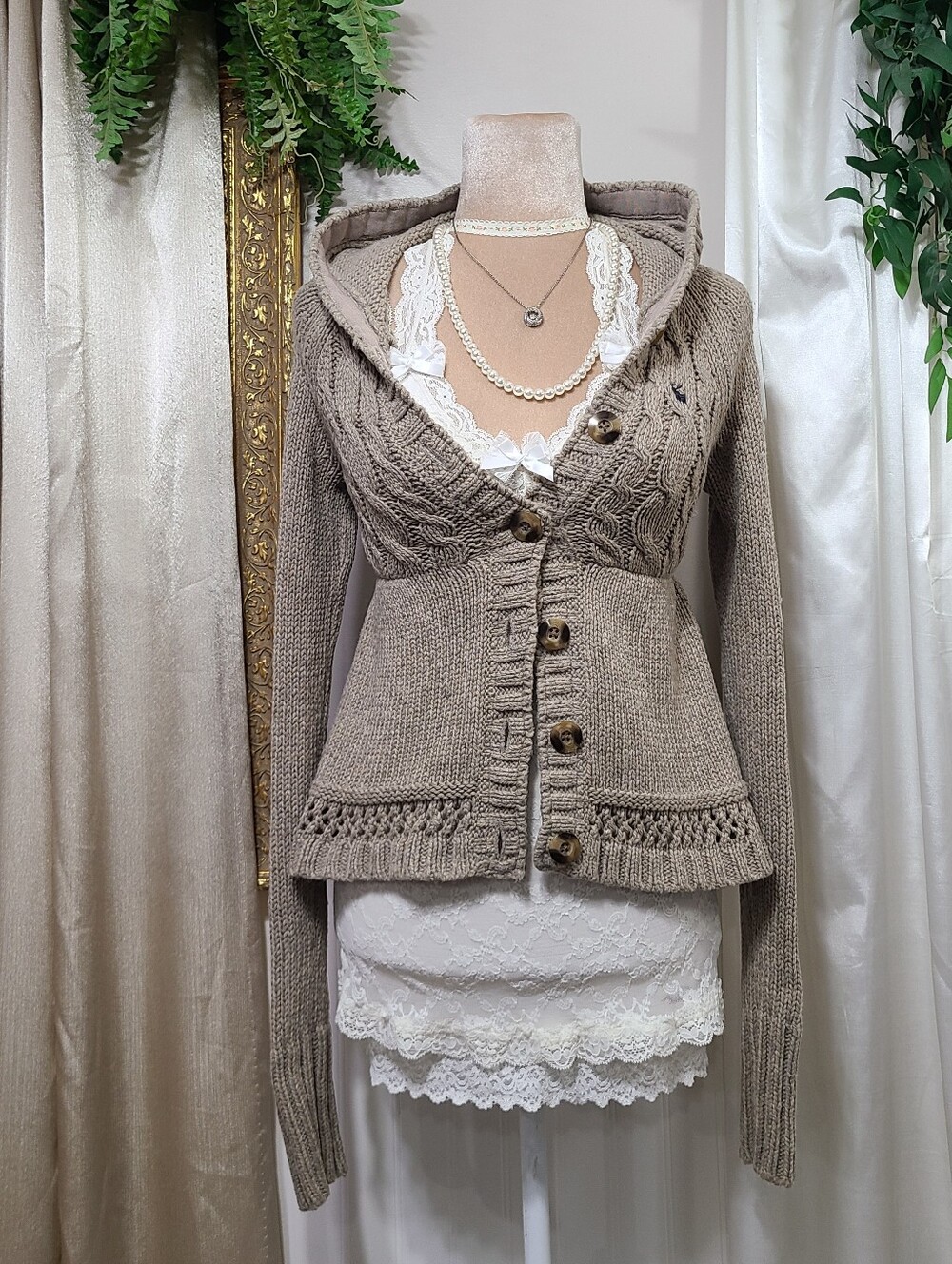 Rare Vintage ♡ Y2K ♡ Abercrombie And Fitch Hooded Babydoll Cardigan Sweater
